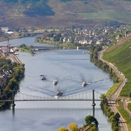 Kön * Zeltingen-Rachtig