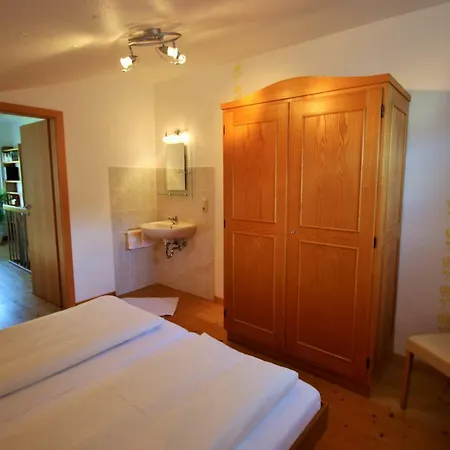 Gaestehaus Koen *